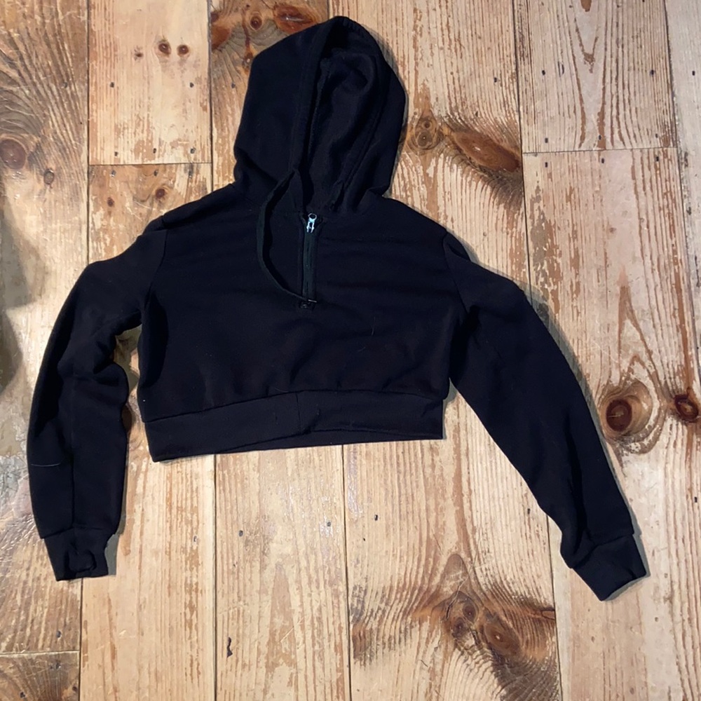 LOVE LOVE LOVE - Black Cropped Sweatshirt (L)